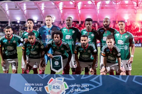 صراع بين أهلي جدة والقادسية على جناح الاتفاق